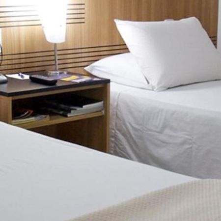Rosa'S Hotel Толедо Екстериор снимка
