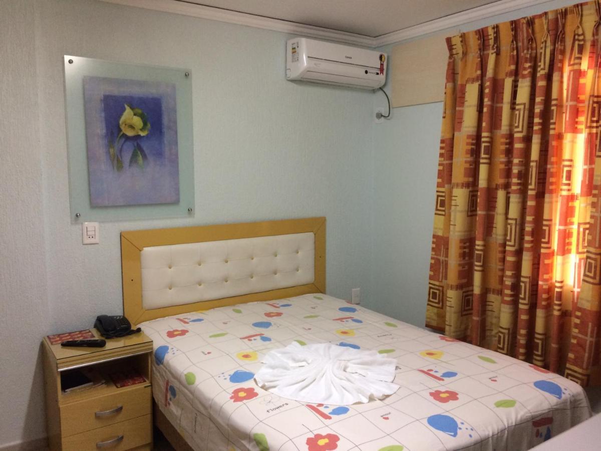 Rosa'S Hotel Толедо Екстериор снимка