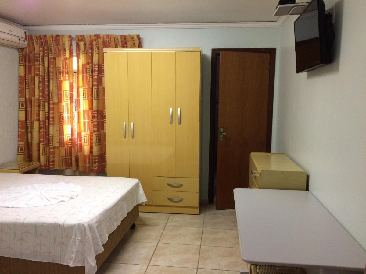 Rosa'S Hotel Толедо Екстериор снимка