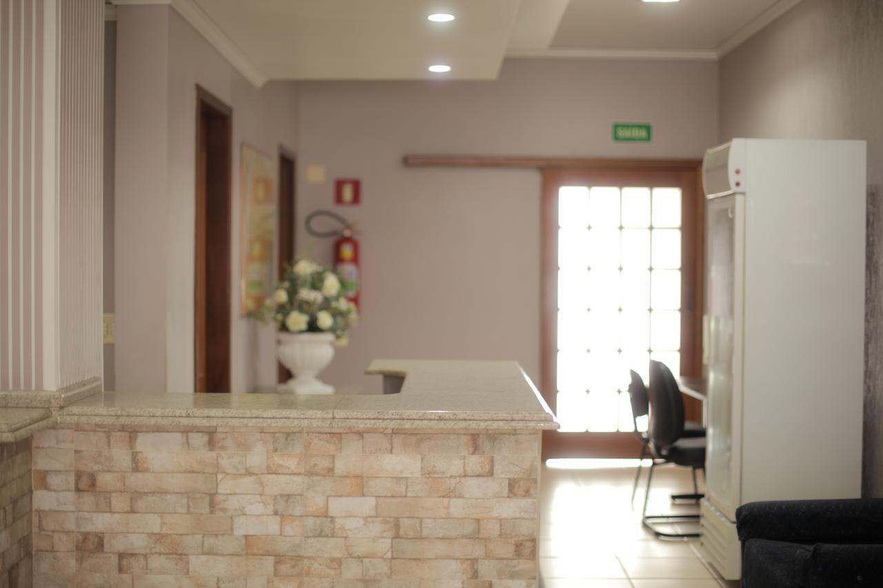 Rosa'S Hotel Толедо Екстериор снимка