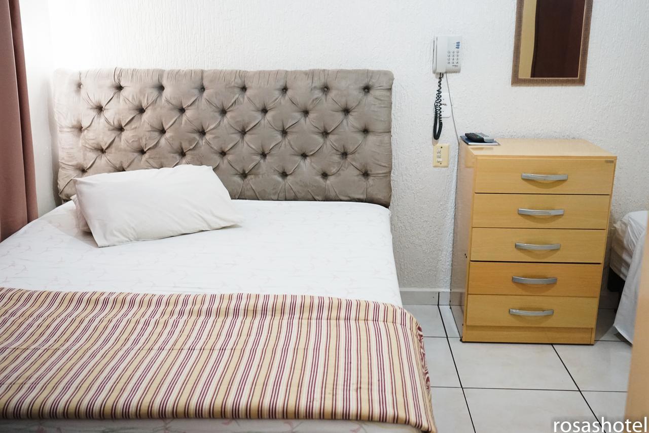 Rosa'S Hotel Толедо Екстериор снимка